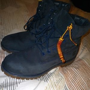 navy blue tims